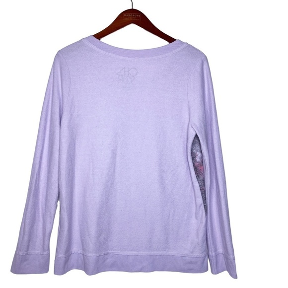 Chaser Twin Skulls Crew Neck Sweatshirt Top Size Medium in Pale Lavender - Picture 13 of 16